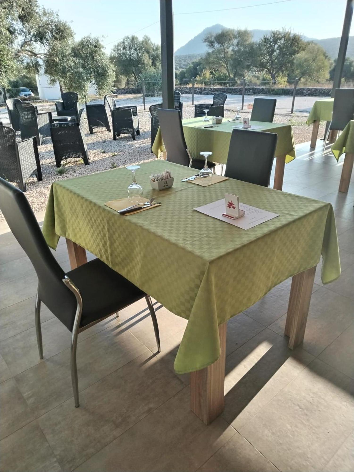 Farmhouse La Croisette - Agriturismo Dorgali Bagian luar foto