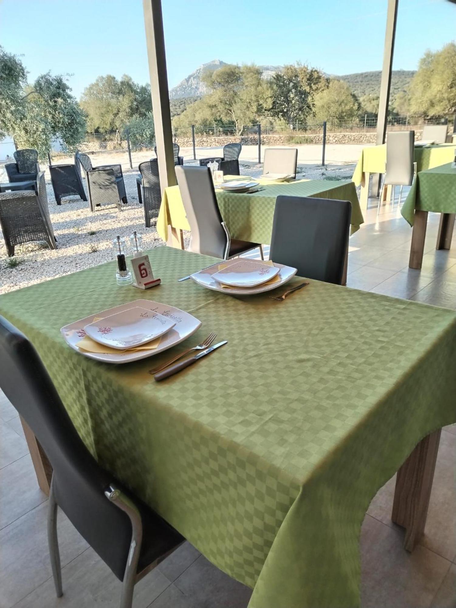 Farmhouse La Croisette - Agriturismo Dorgali Bagian luar foto
