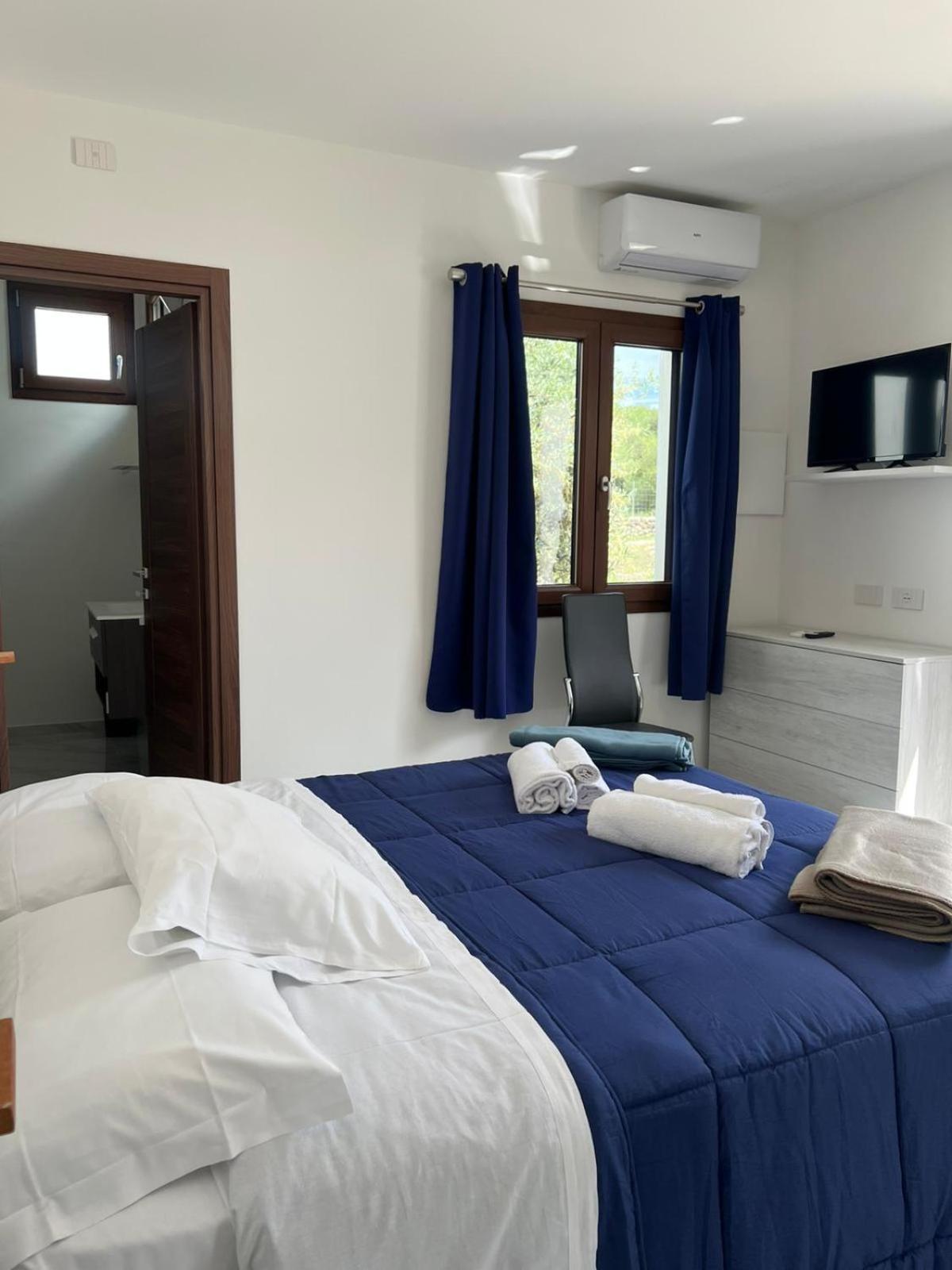Farmhouse La Croisette - Agriturismo Dorgali Bagian luar foto