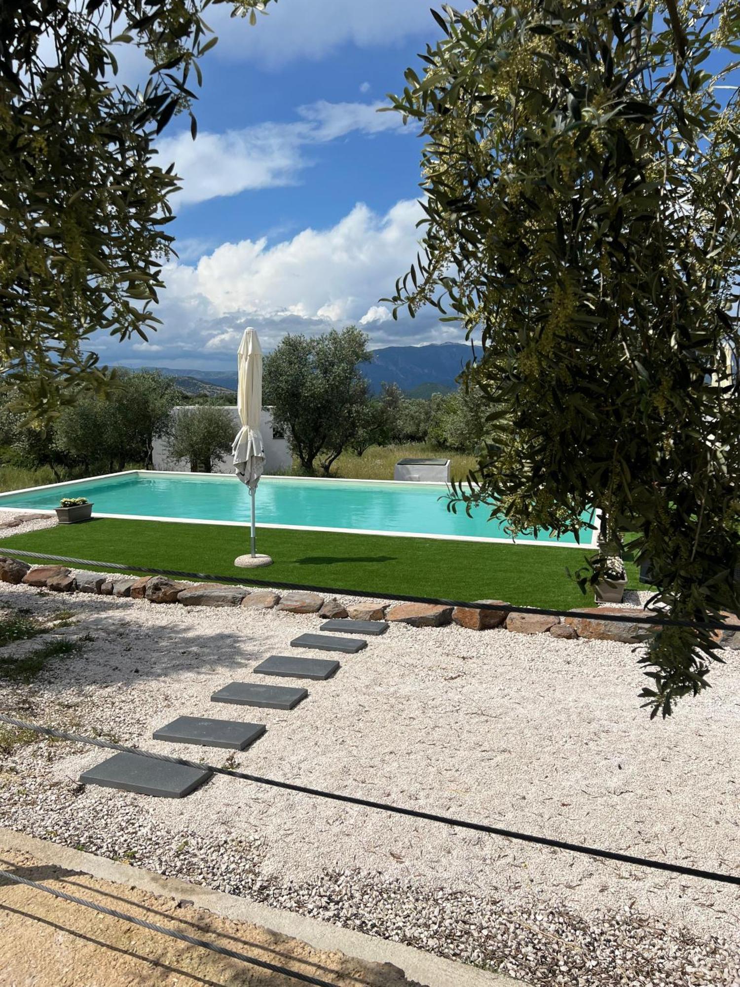 Farmhouse La Croisette - Agriturismo Dorgali Bagian luar foto